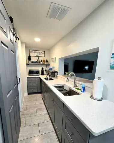 335 5th Avenue N St Petersburg FL 33701