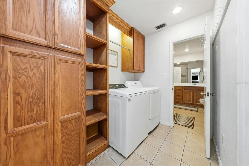 1805 Virginia Court Tavares FL 32778