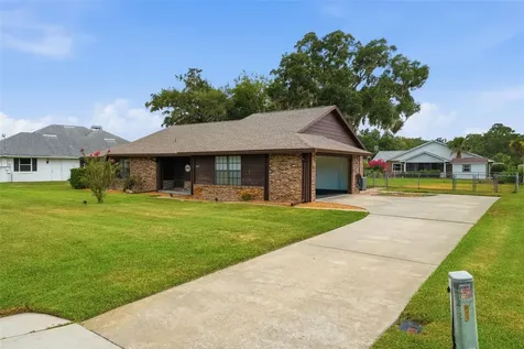 1805 Virginia Court Tavares FL 32778