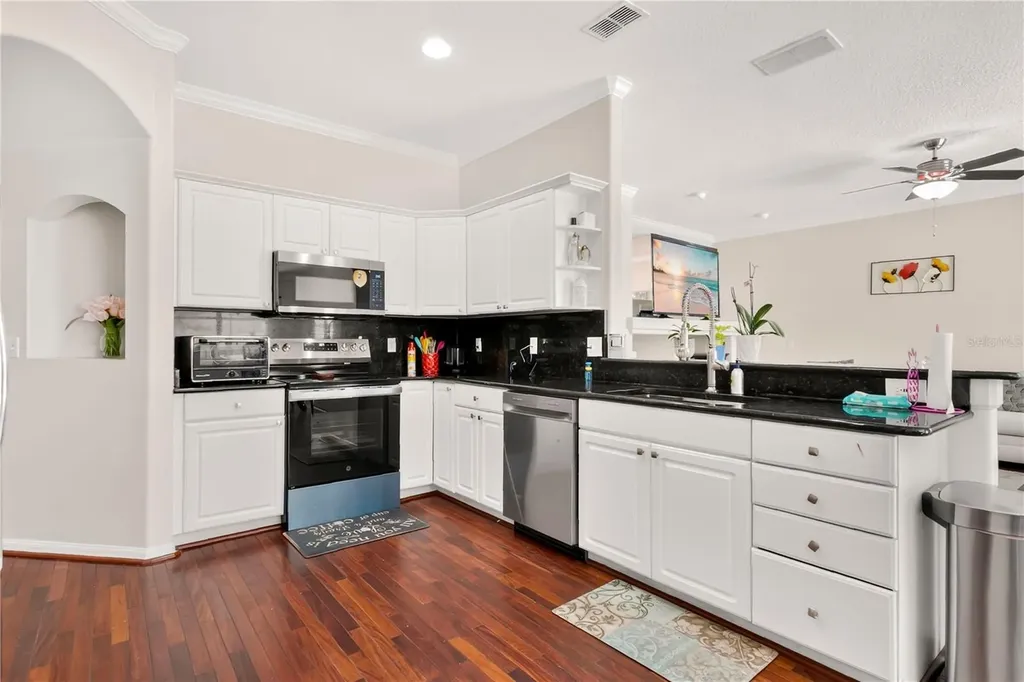 8044 Canyon Lake Circle Orlando FL 32835