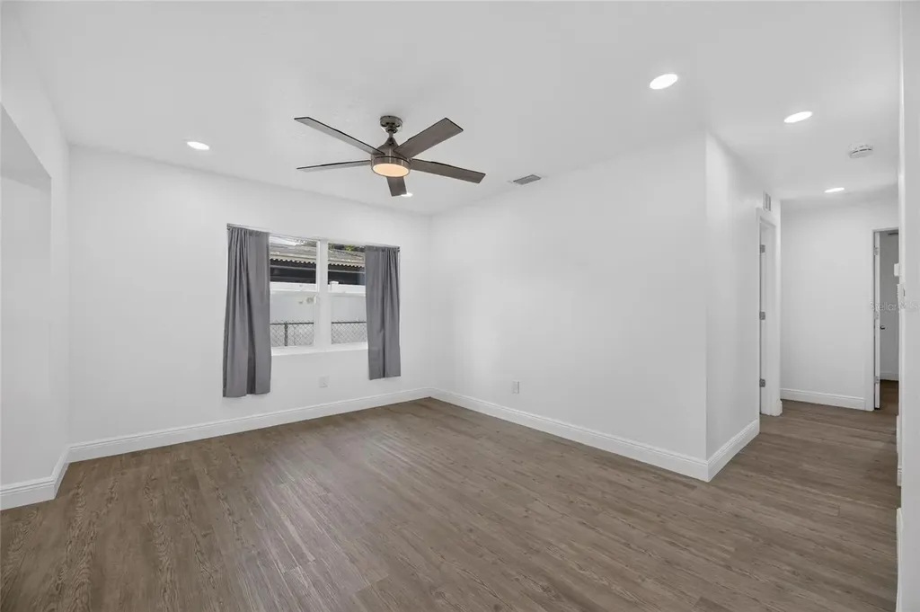 10004 N 25th Street Tampa FL 33612