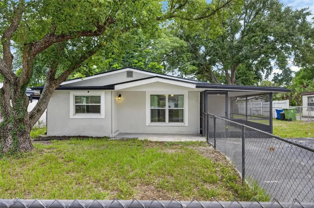 10004 N 25th Street Tampa FL 33612