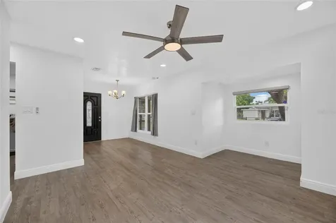 10004 N 25th Street Tampa FL 33612