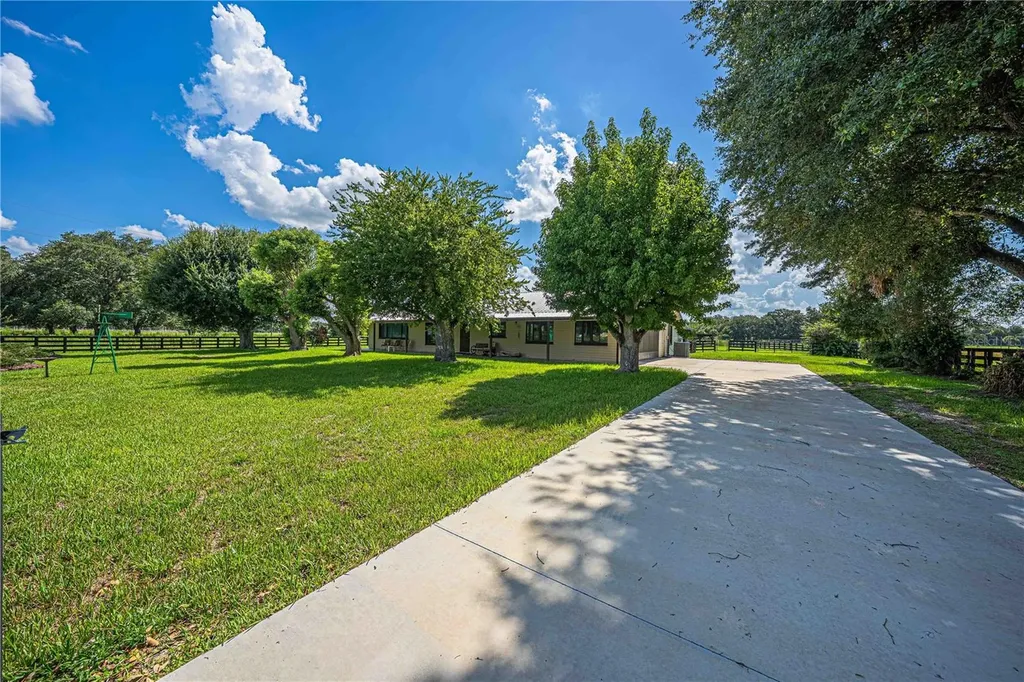 15111 NW 34th Terrace Okeechobee FL 34972