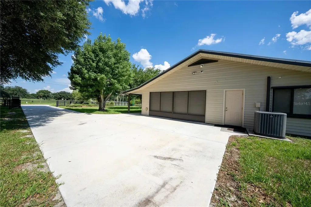 15111 NW 34th Terrace Okeechobee FL 34972
