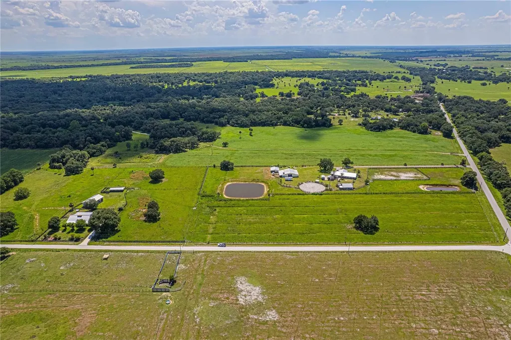 15111 NW 34th Terrace Okeechobee FL 34972