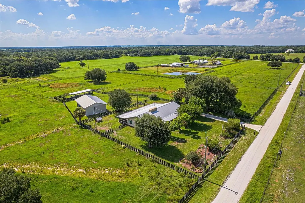 15111 NW 34th Terrace Okeechobee FL 34972