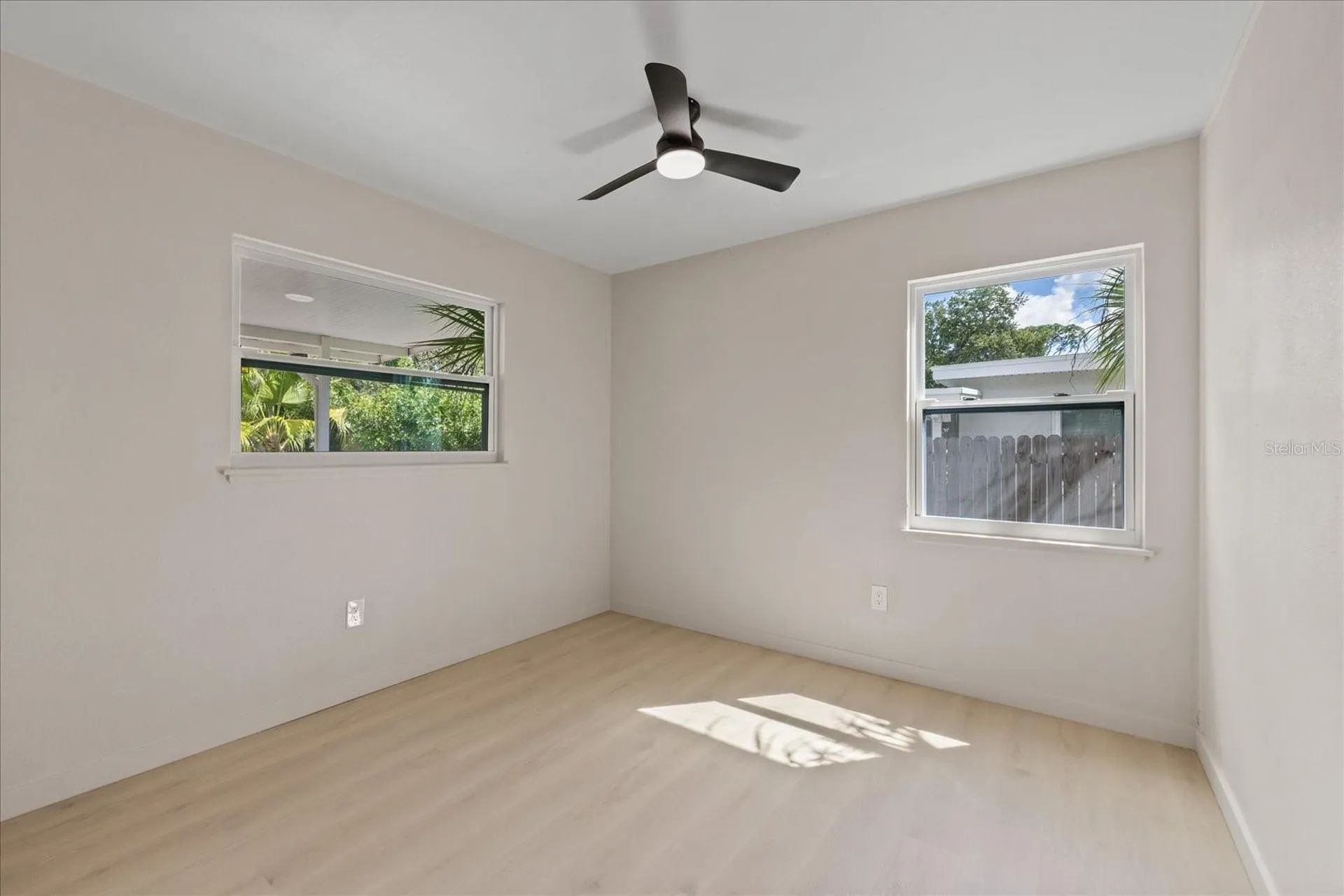 8211 Diagonal Road N St Petersburg FL 33702