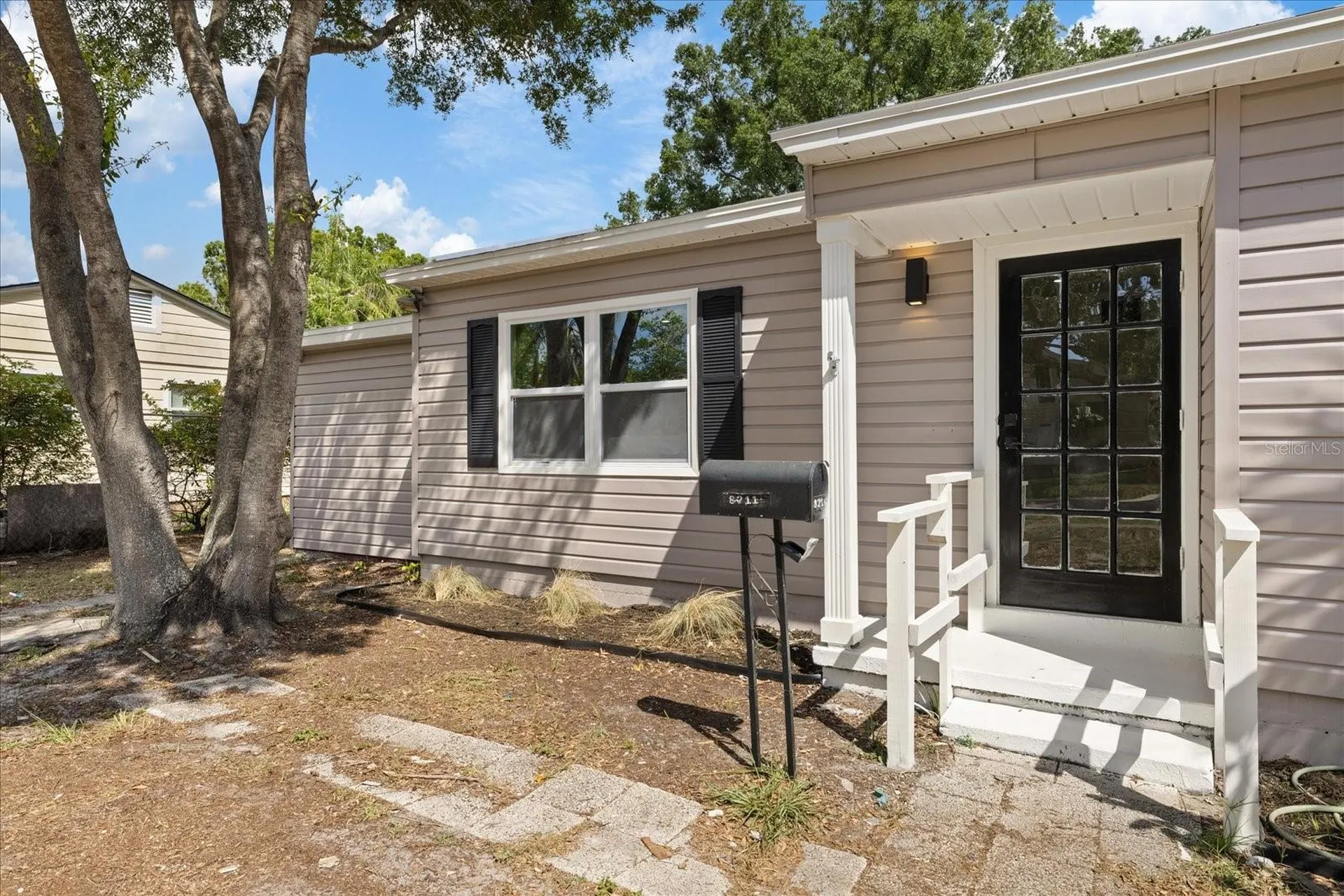 8211 Diagonal Road N St Petersburg FL 33702