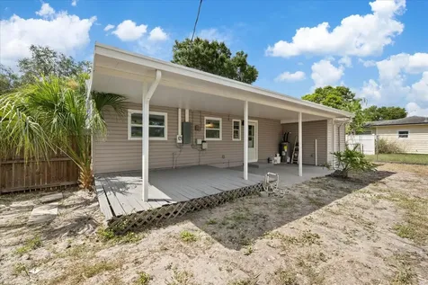 8211 Diagonal Road N St Petersburg FL 33702