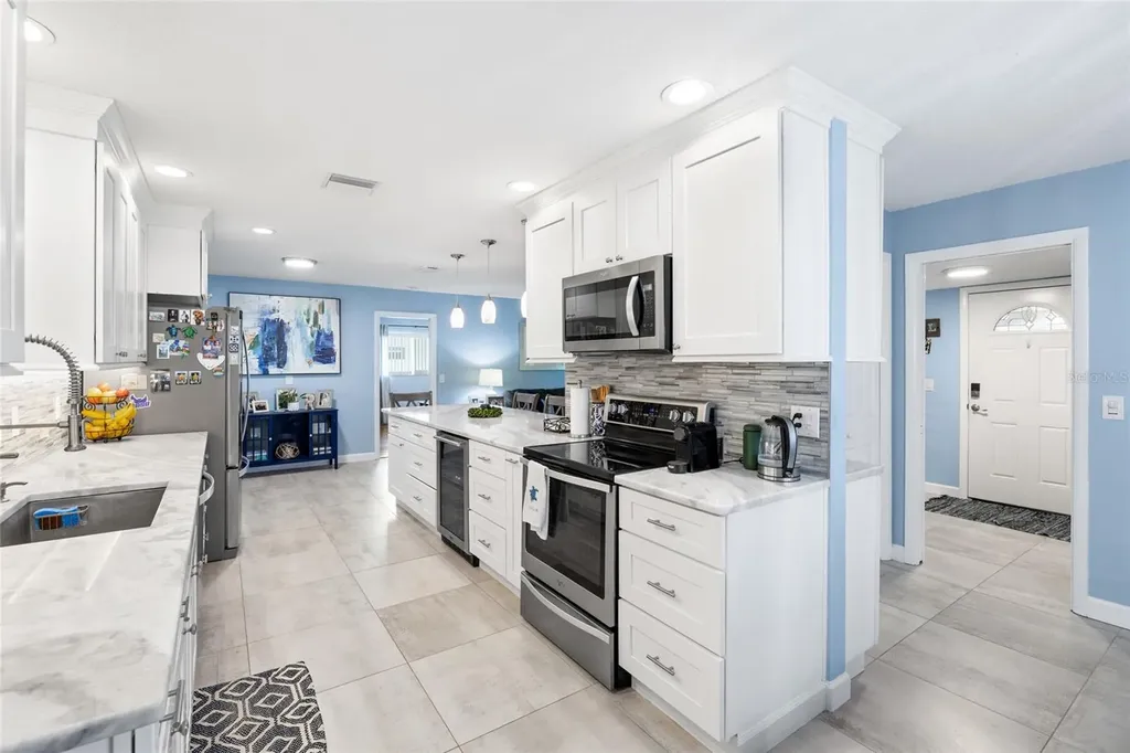1070 Mccarty Street Dunedin FL 34698