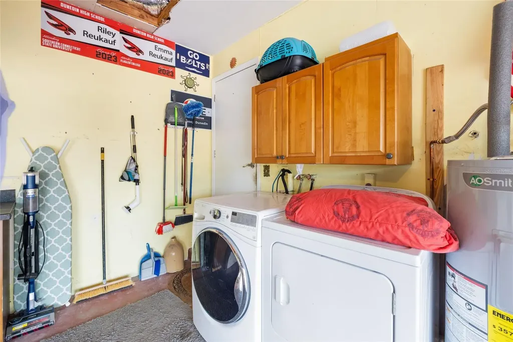 1070 Mccarty Street Dunedin FL 34698