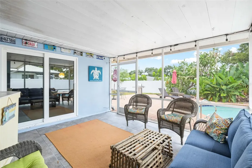 1070 Mccarty Street Dunedin FL 34698