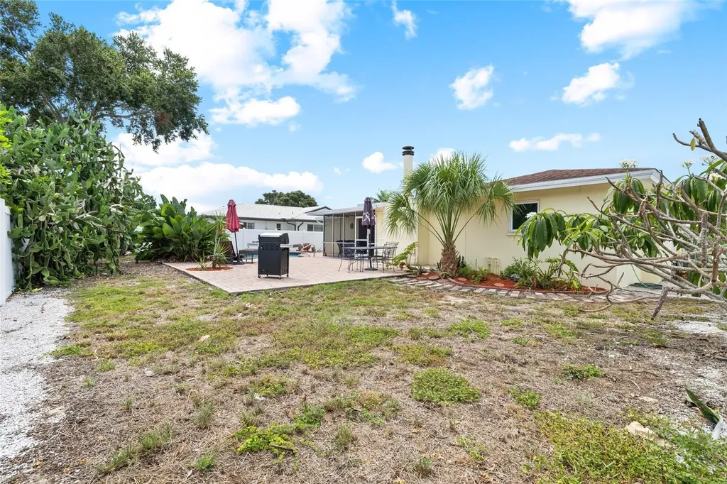 1070 Mccarty Street Dunedin FL 34698