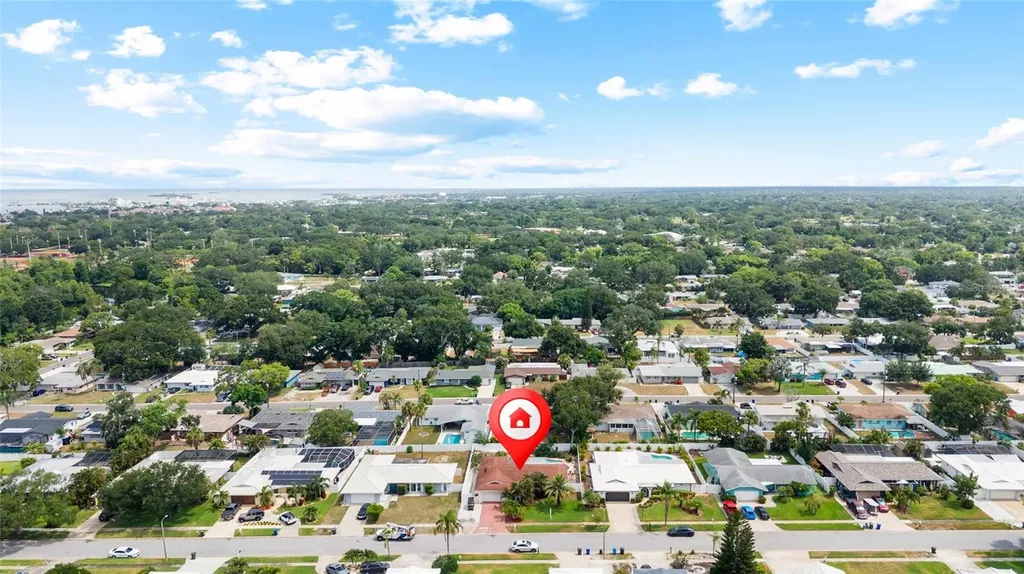 1070 Mccarty Street Dunedin FL 34698