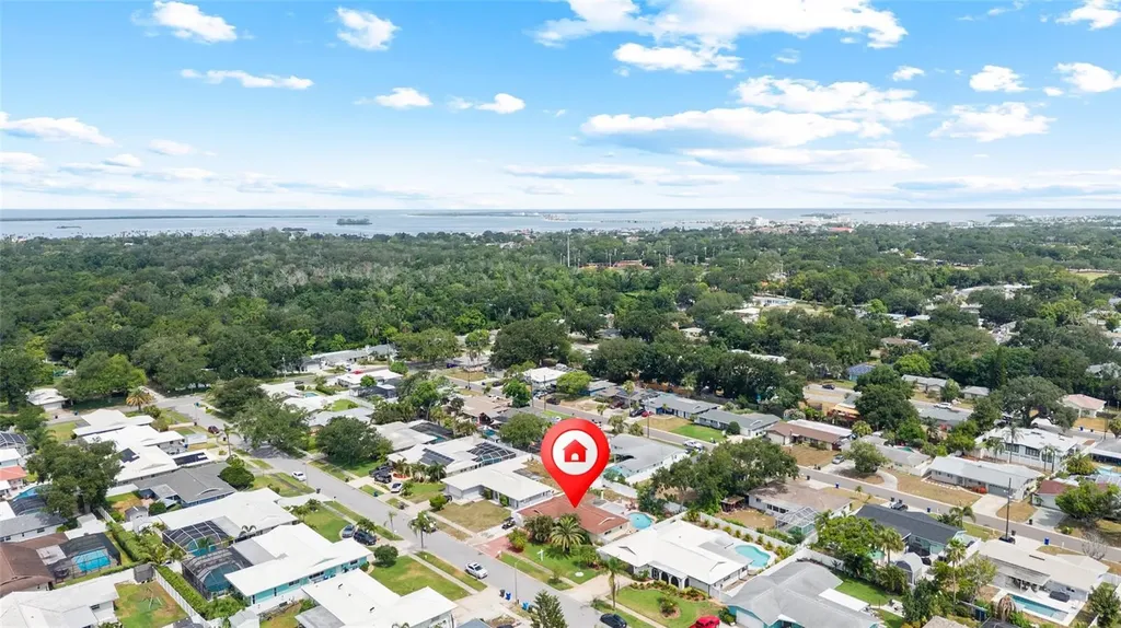 1070 Mccarty Street Dunedin FL 34698