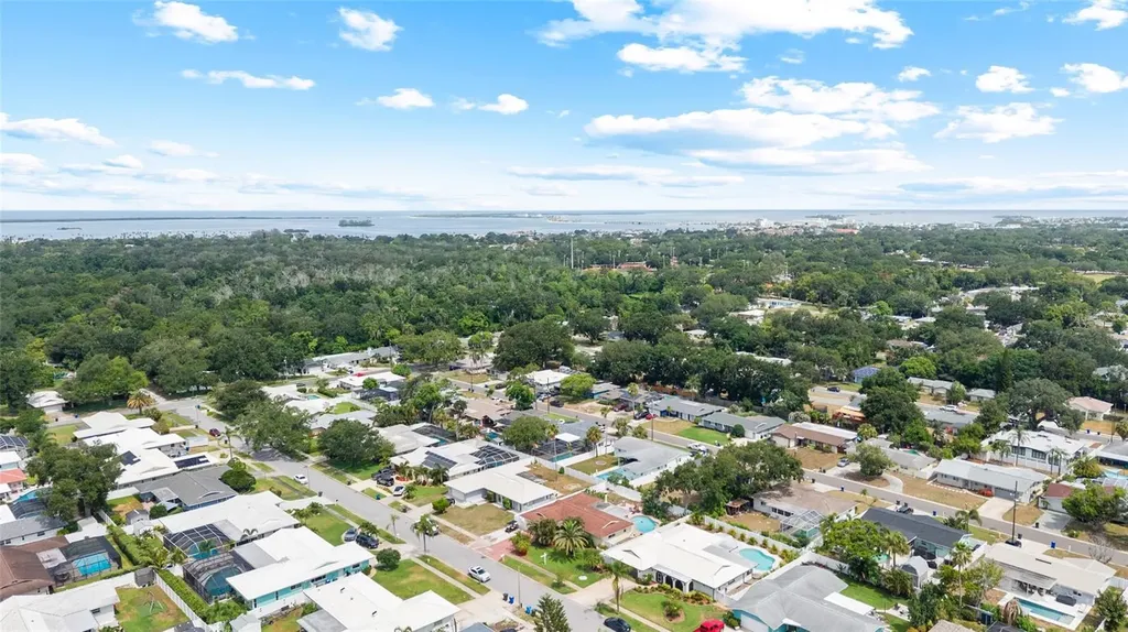 1070 Mccarty Street Dunedin FL 34698