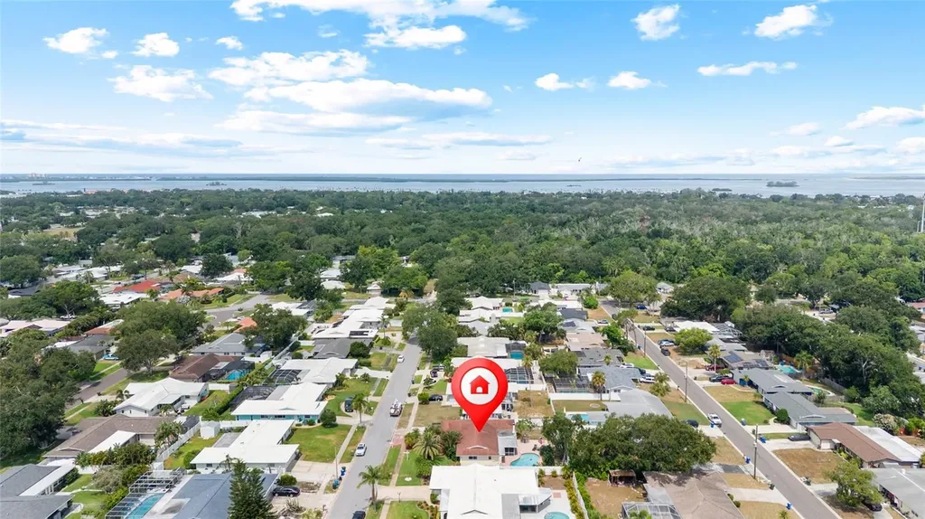 1070 Mccarty Street Dunedin FL 34698