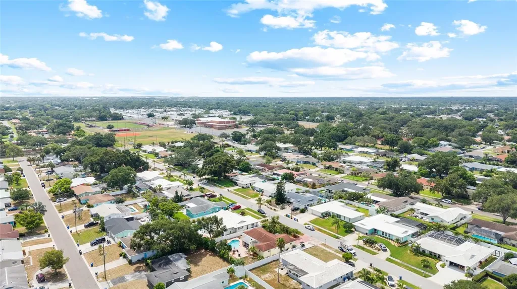 1070 Mccarty Street Dunedin FL 34698