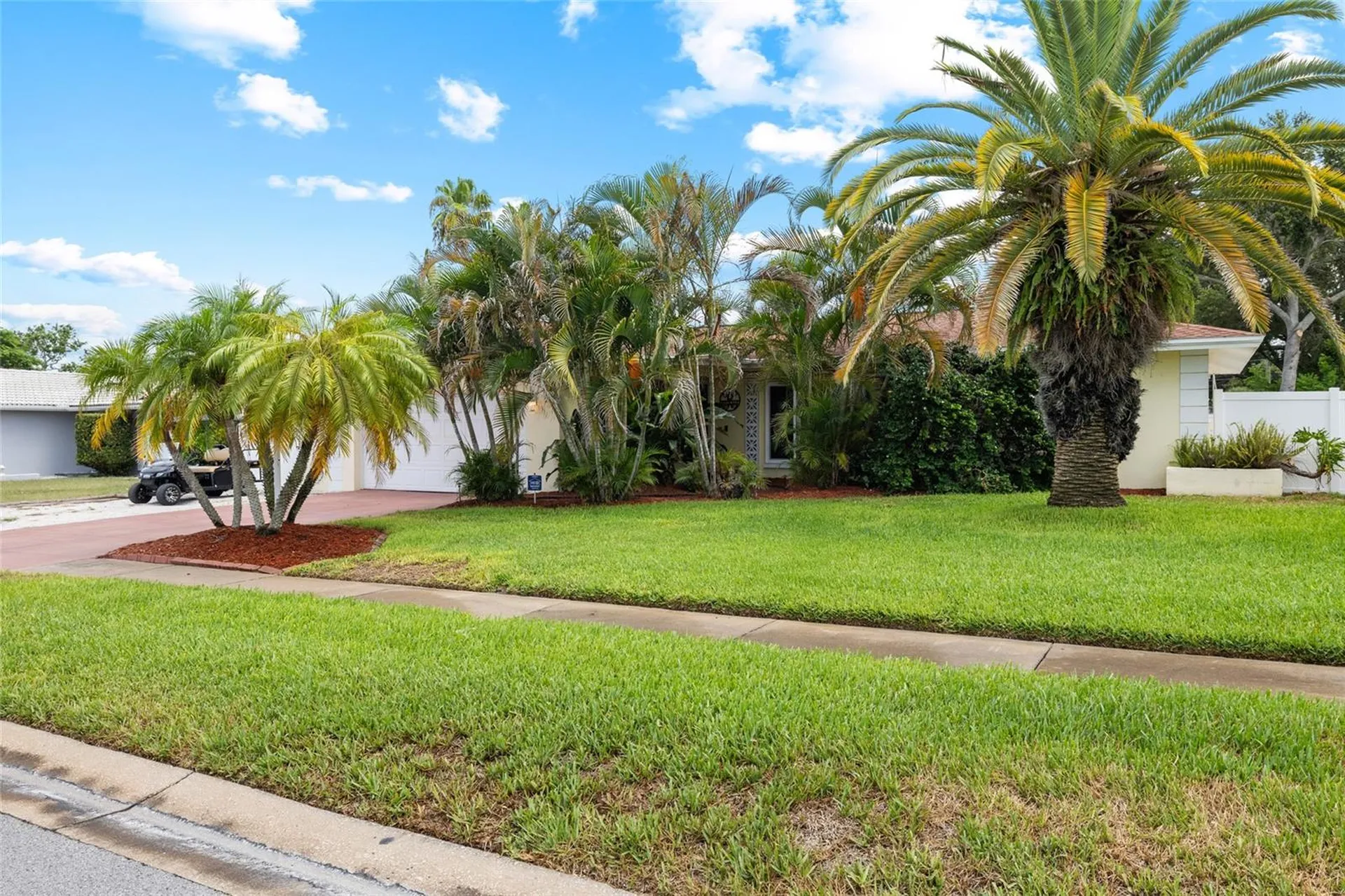 1070 Mccarty Street Dunedin FL 34698