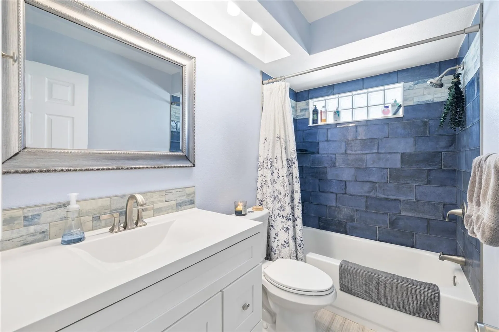 1070 Mccarty Street Dunedin FL 34698