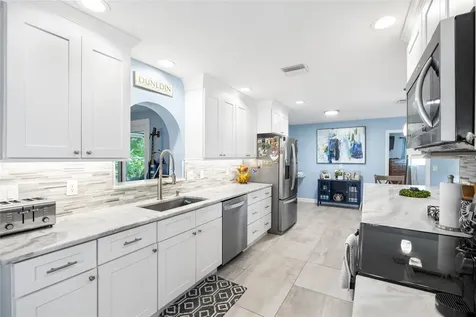 1070 Mccarty Street Dunedin FL 34698