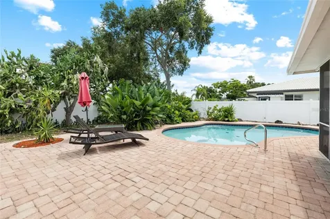 1070 Mccarty Street Dunedin FL 34698