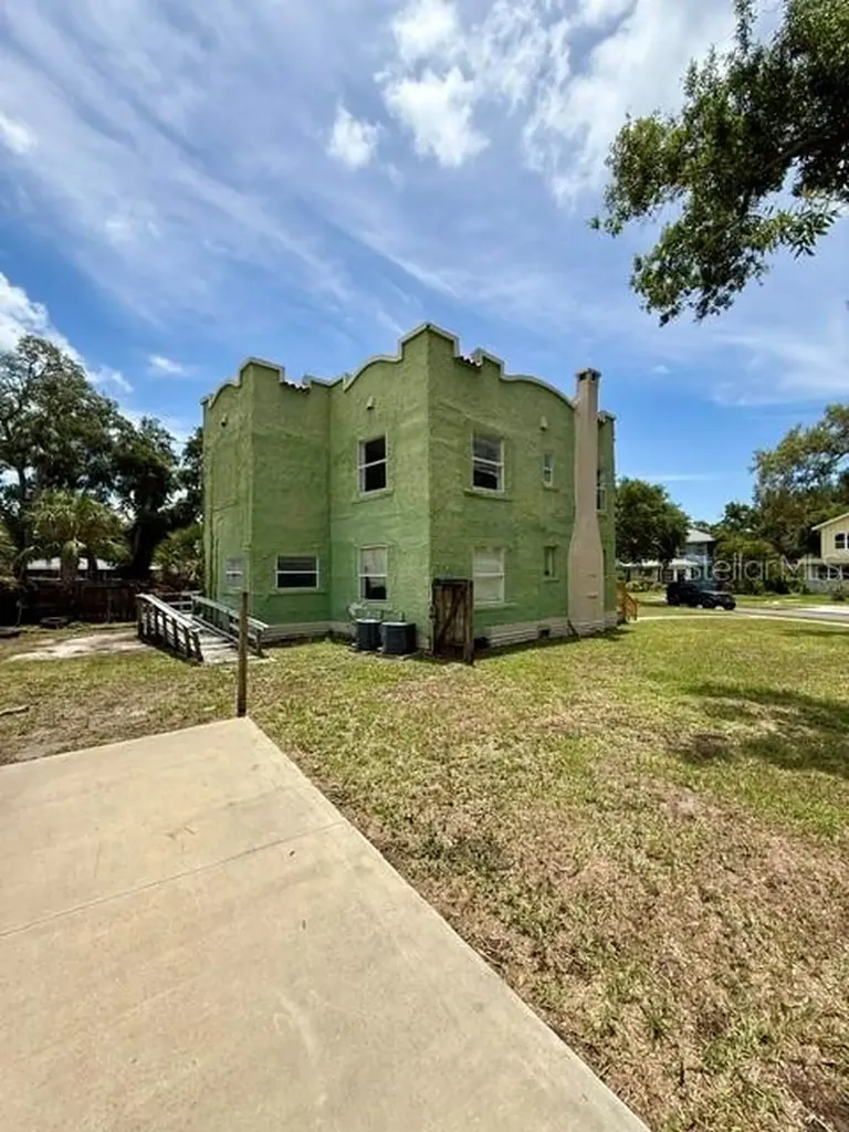 2314 Trelain Drive S St Petersburg FL 33712