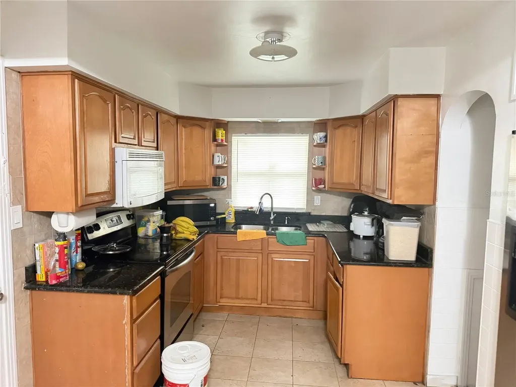 1011 E 108th Avenue Tampa FL 33612