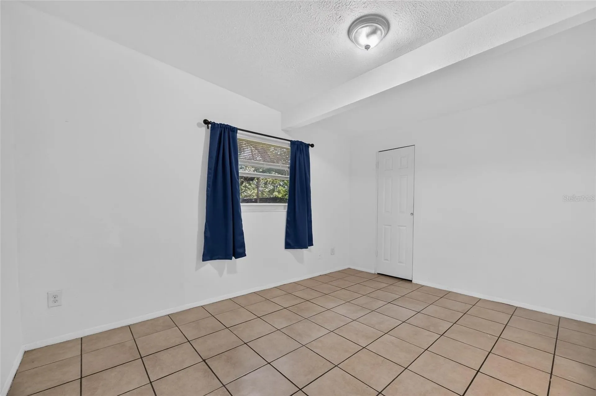 8726 & 8728 N 48th Street Tampa FL 33617