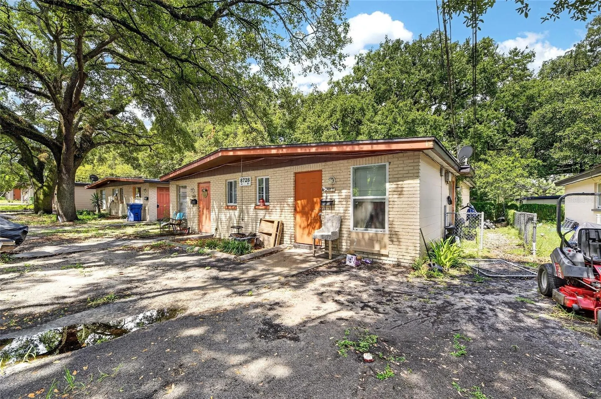 8726 & 8728 N 48th Street Tampa FL 33617