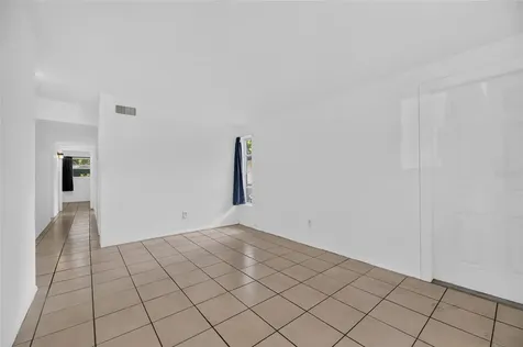 8726 & 8728 N 48th Street Tampa FL 33617