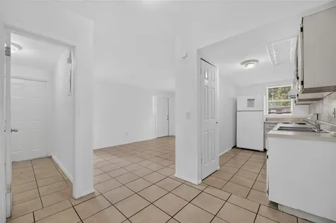 8726 & 8728 N 48th Street Tampa FL 33617