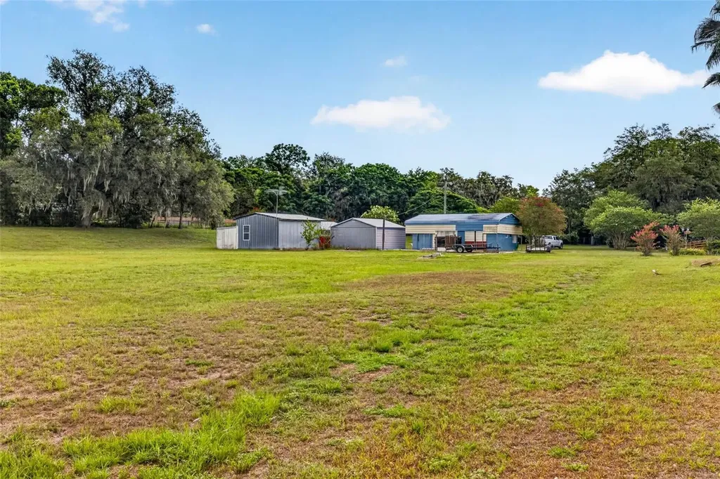 16435 Sweetwater Road Dade City FL 33523