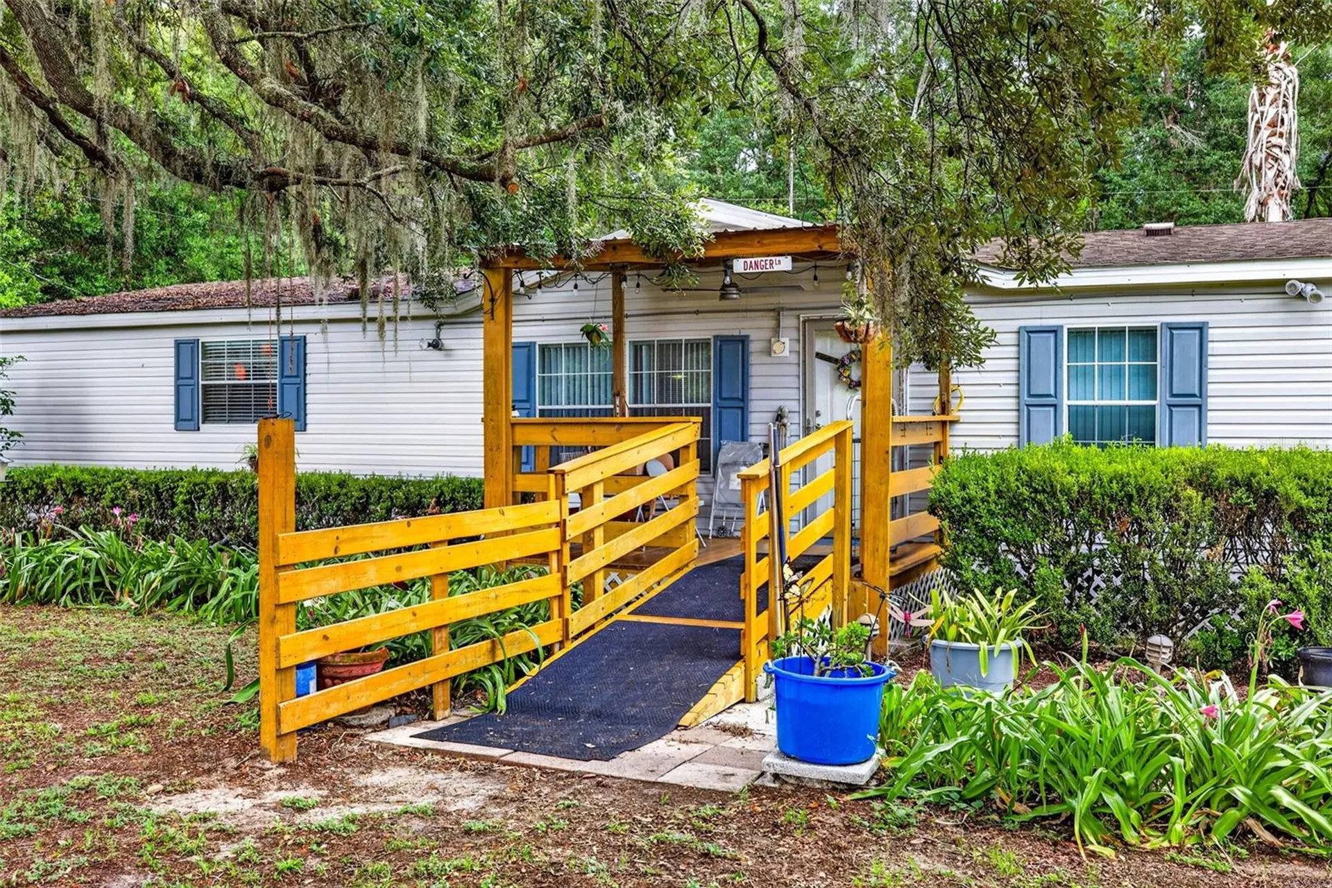16435 Sweetwater Road Dade City FL 33523