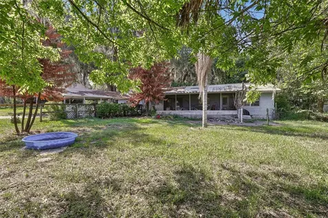 2315 Edgewater Avenue Leesburg FL 34748