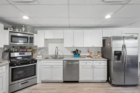 2315 Edgewater Avenue Leesburg FL 34748