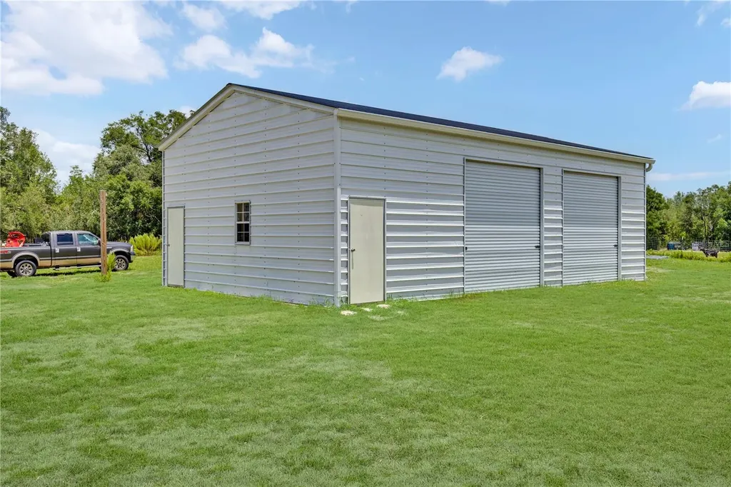 10240 NW 7th Terrace Branford FL 32008