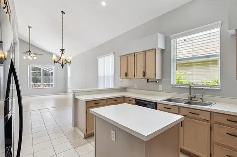 1000 N Lake Claire Circle Oviedo FL 32765
