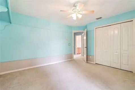 1000 N Lake Claire Circle Oviedo FL 32765