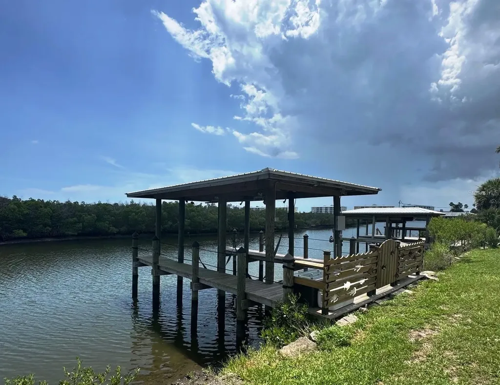 622 N Riverside Drive New Smyrna Beach FL 32168