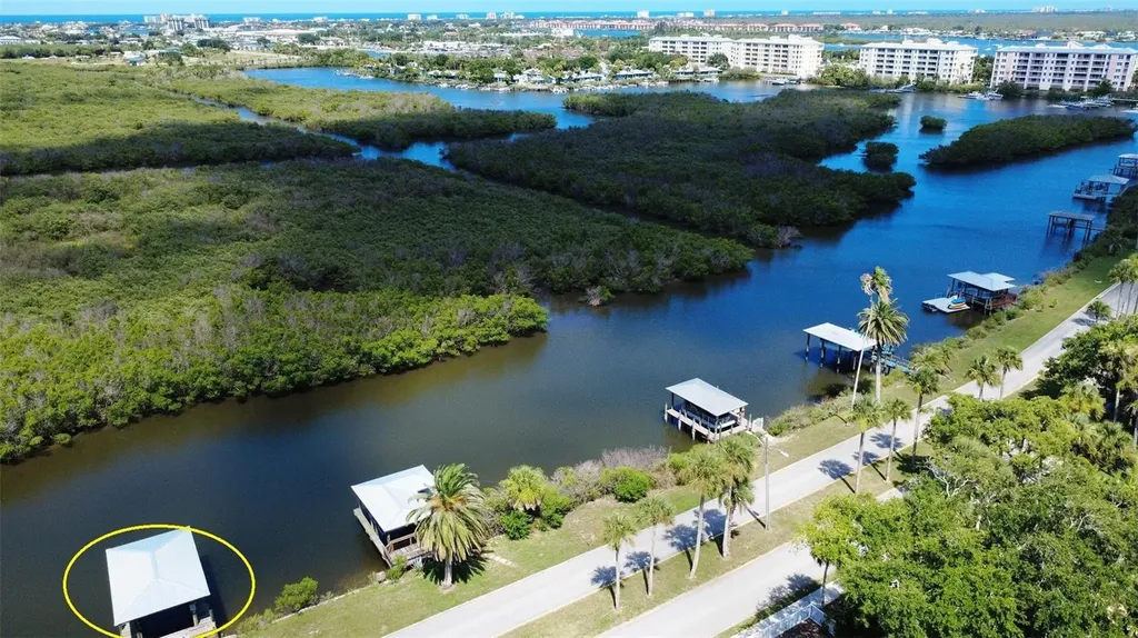 622 N Riverside Drive New Smyrna Beach FL 32168