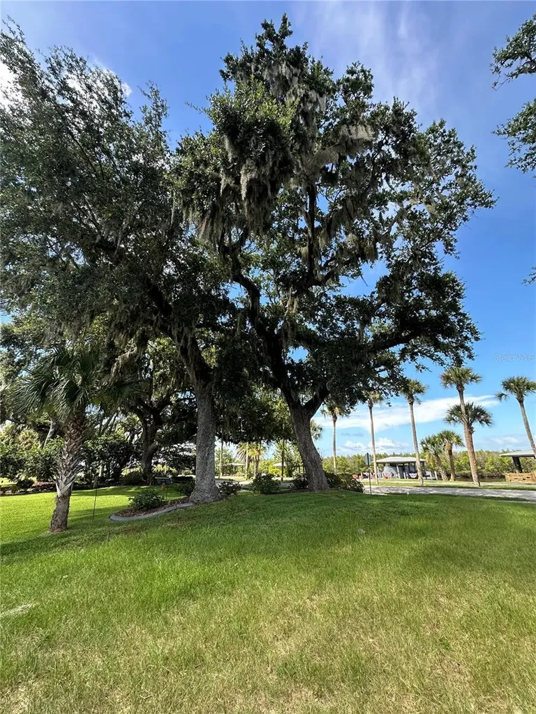 622 N Riverside Drive New Smyrna Beach FL 32168