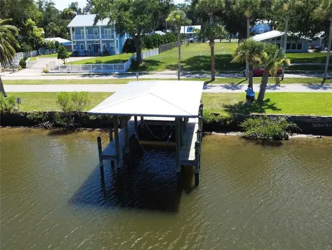 622 N Riverside Drive New Smyrna Beach FL 32168