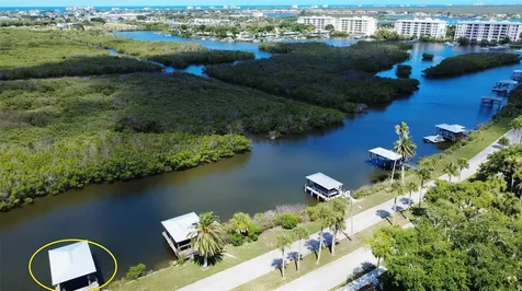 622 N Riverside Drive New Smyrna Beach FL 32168
