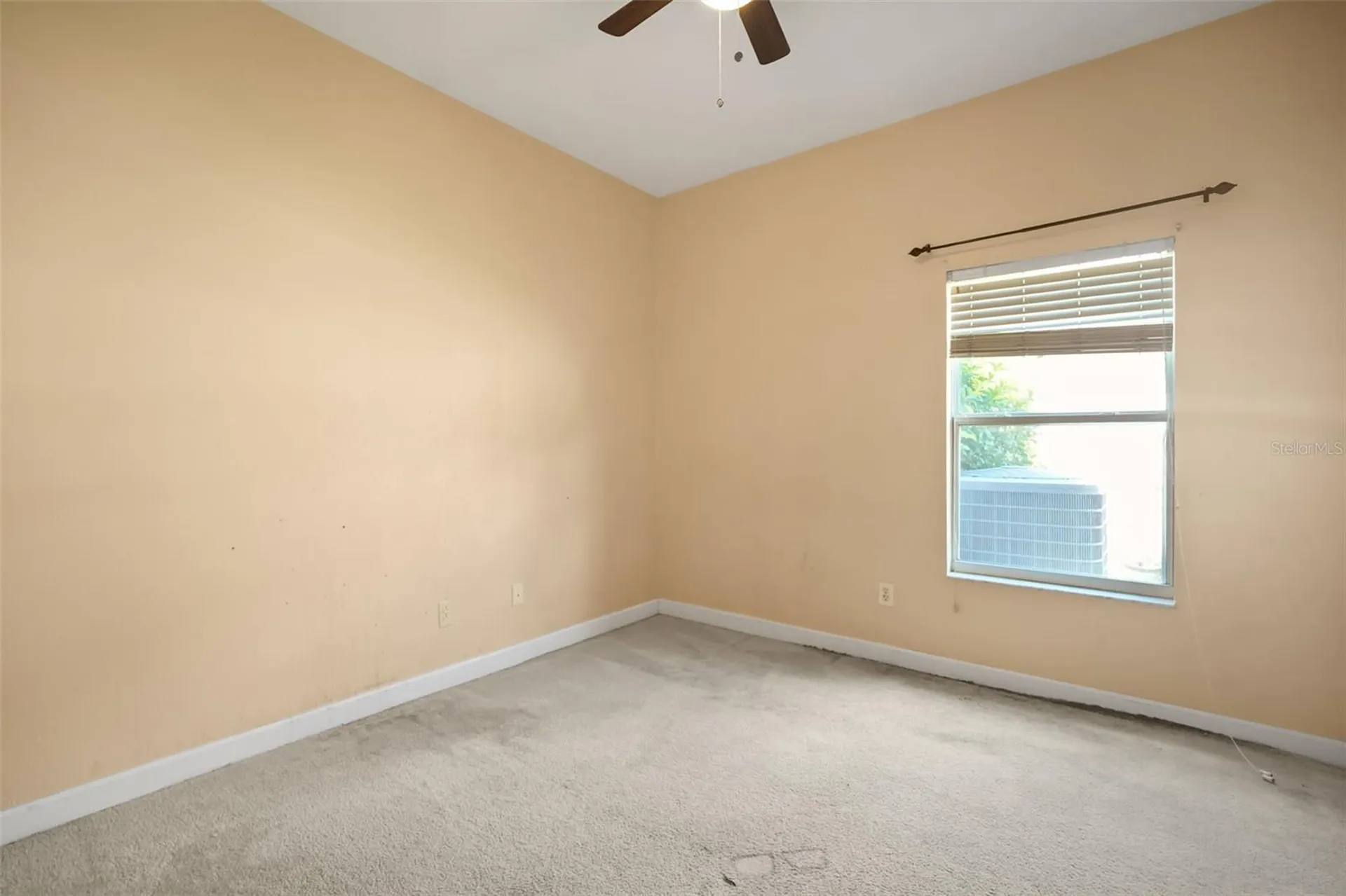 1907 Derby Glen Drive Orlando FL 32837