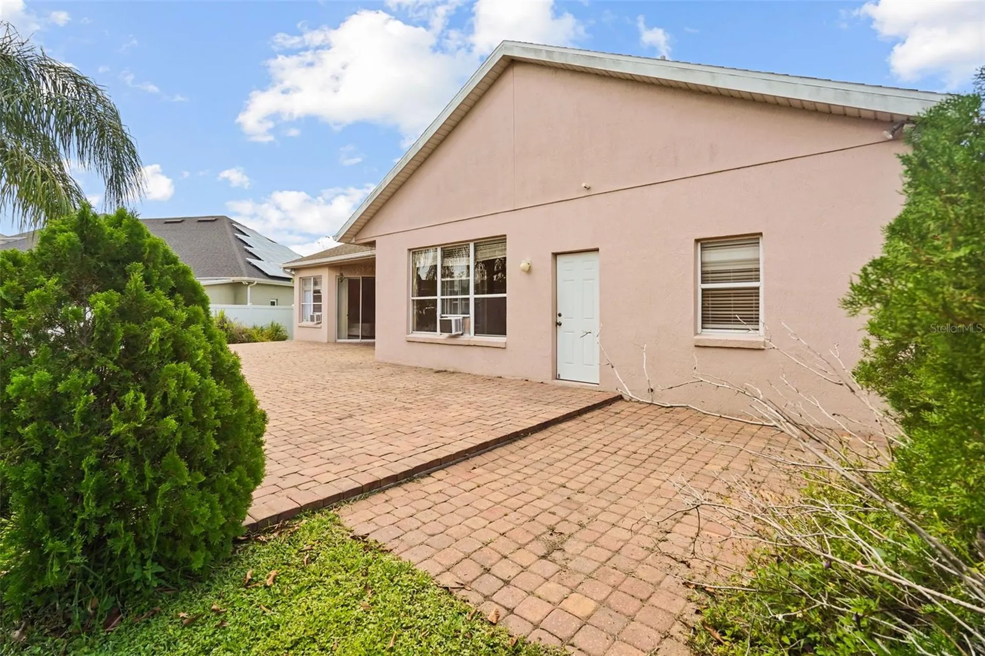 1907 Derby Glen Drive Orlando FL 32837