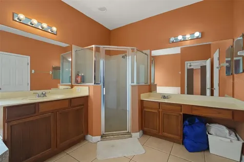 1907 Derby Glen Drive Orlando FL 32837