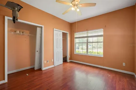 1907 Derby Glen Drive Orlando FL 32837