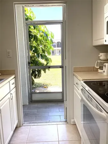 7701 Starkey Road Seminole FL 33777